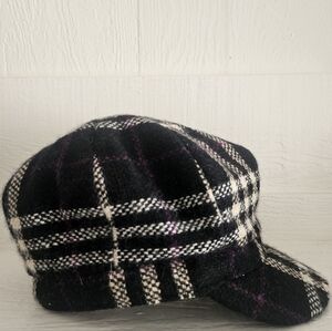 Burberry Black and White Checkered Cap